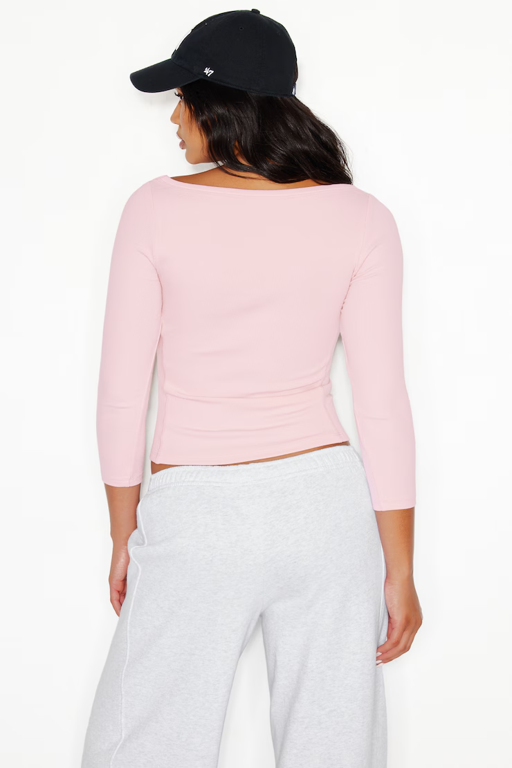Snatchrib 3/4 Sleeve Top - Image 6