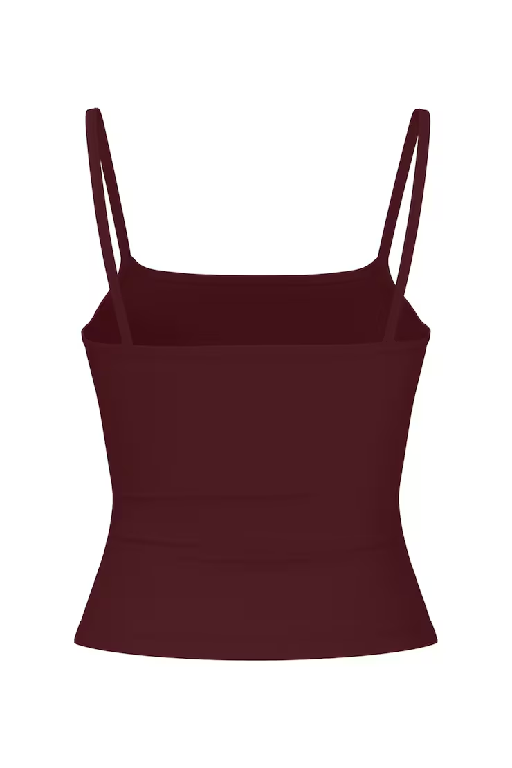 Sleek Scoop Cami Top - Image 7