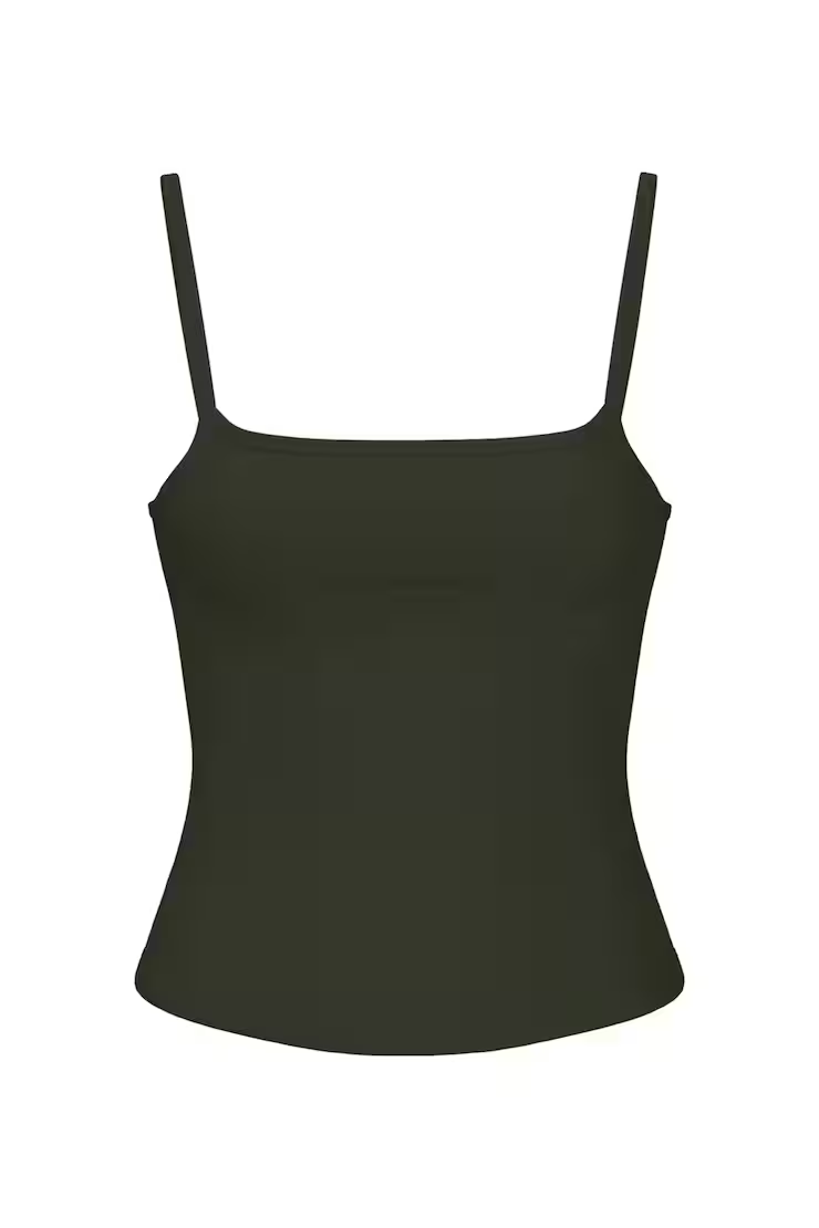 Sleek Scoop Cami Top - Image 2