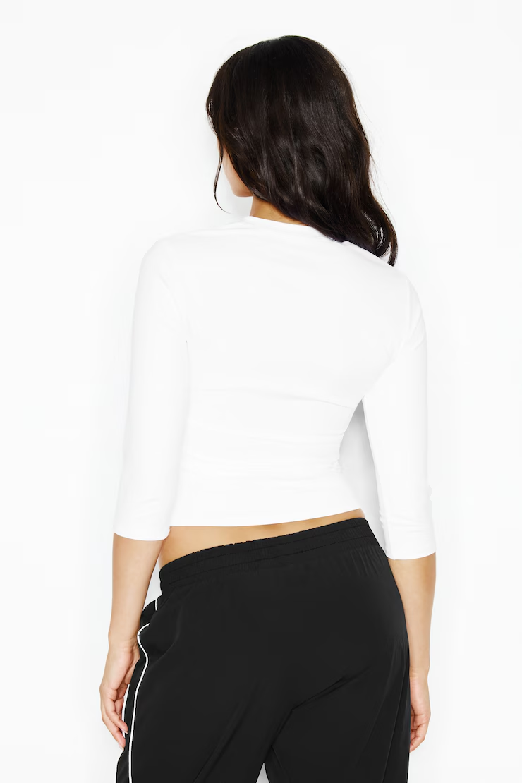 Sleek High V-Neck 3/4 Sleeve Top - Image 6