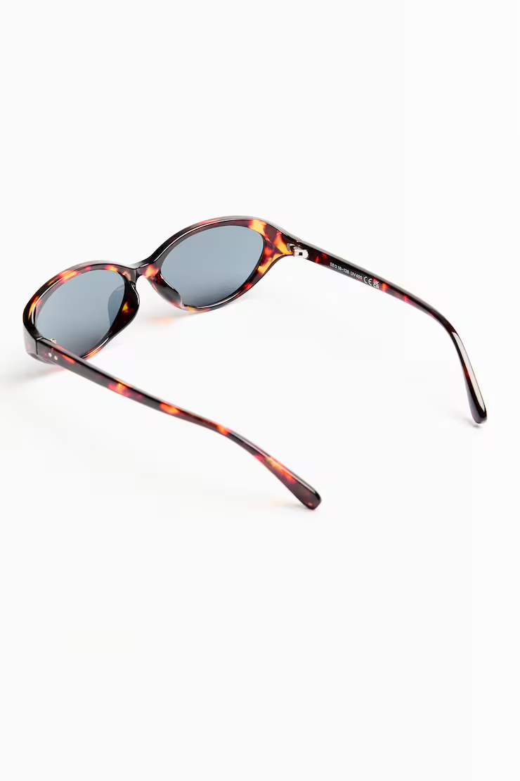 Oval Slim Sunnies - Image 3