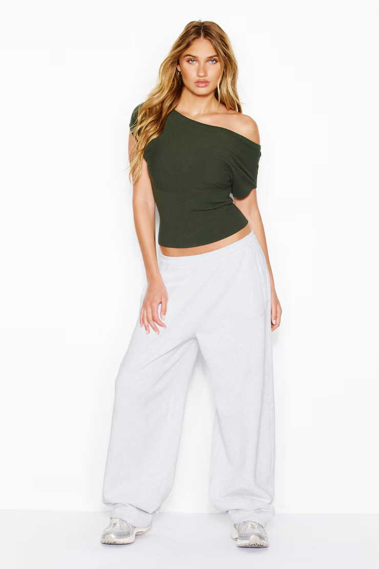 Off Shoulder Short Sleeve Cinch Waist Top - Image 4