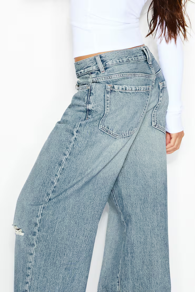 Low Rise Baggy Jeans - Image 5