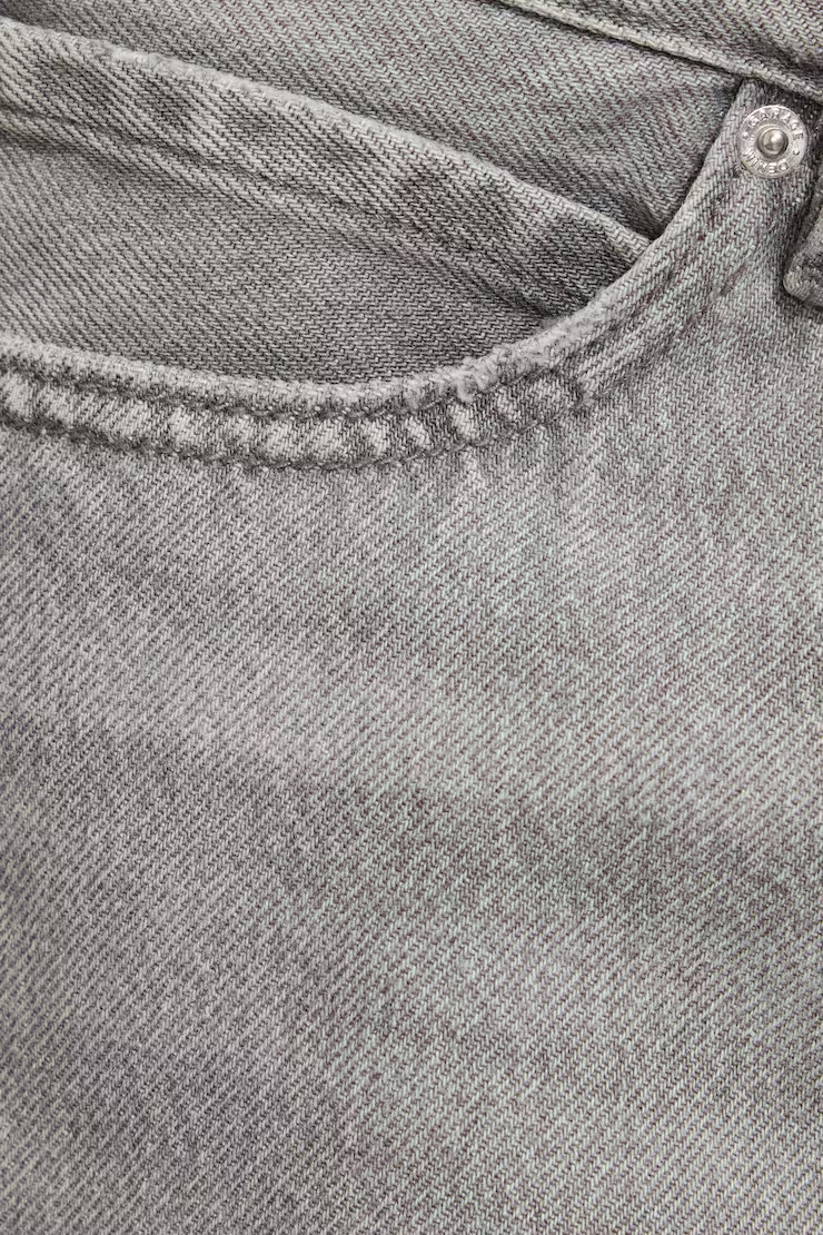 Low Rise Baggy Jeans - Image 4