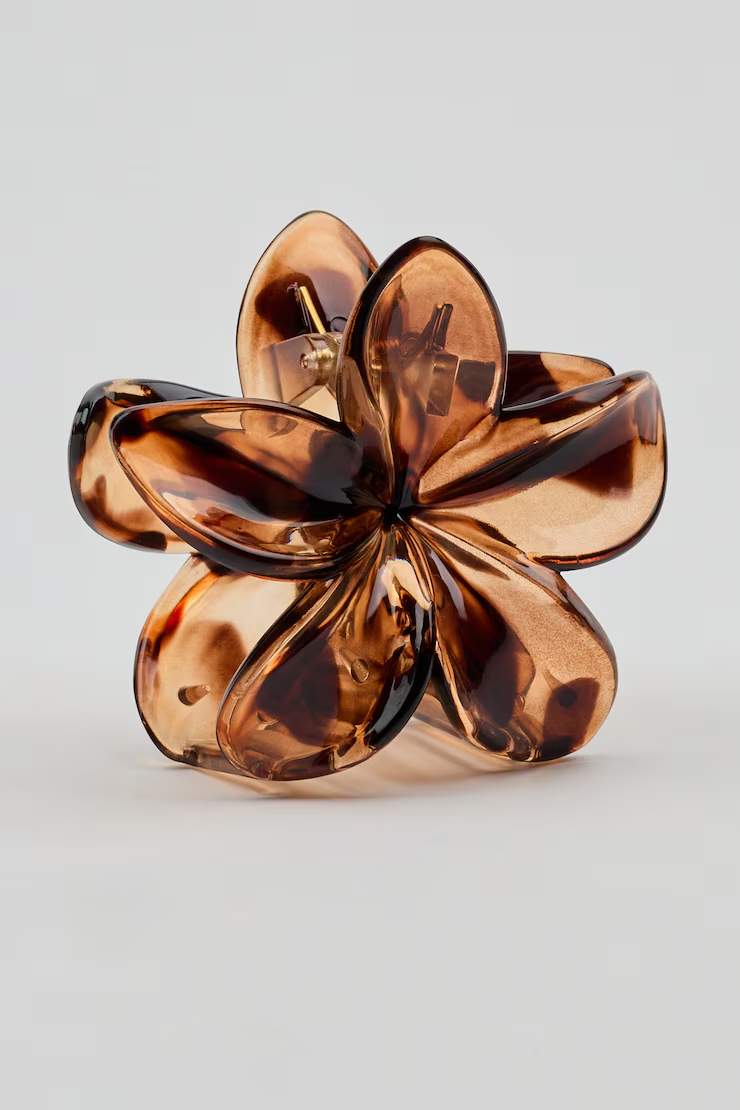Alternative view of Flower Hair Claw